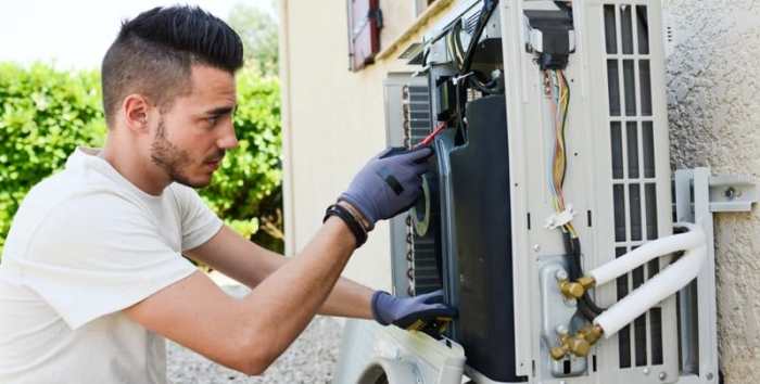 Choosing the Right Air Conditioner Contractor | Mr Emergency Air ...